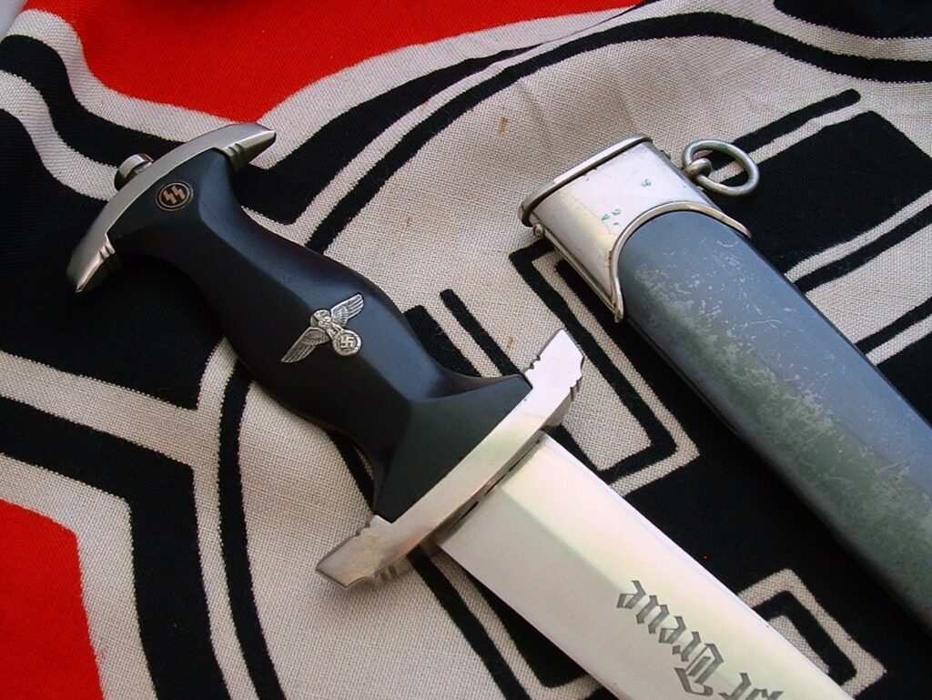7 - Mint Himmler Honor Dagger by Eickhorn - D1281