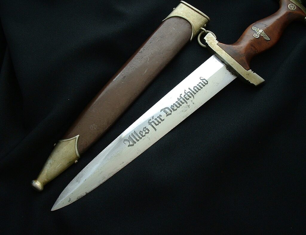 2 - Early Untouched Stormtrooper's Dagger by Pack - D1283