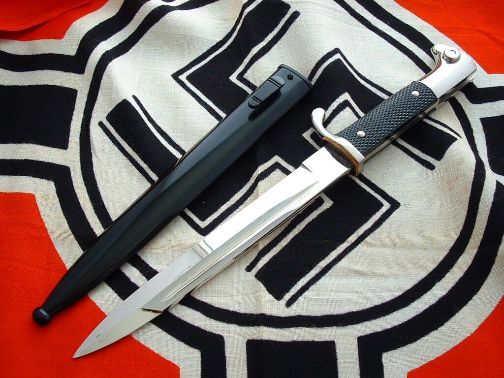 1 - Army Officer's Dress Bayonet by Eickhorn - D1286