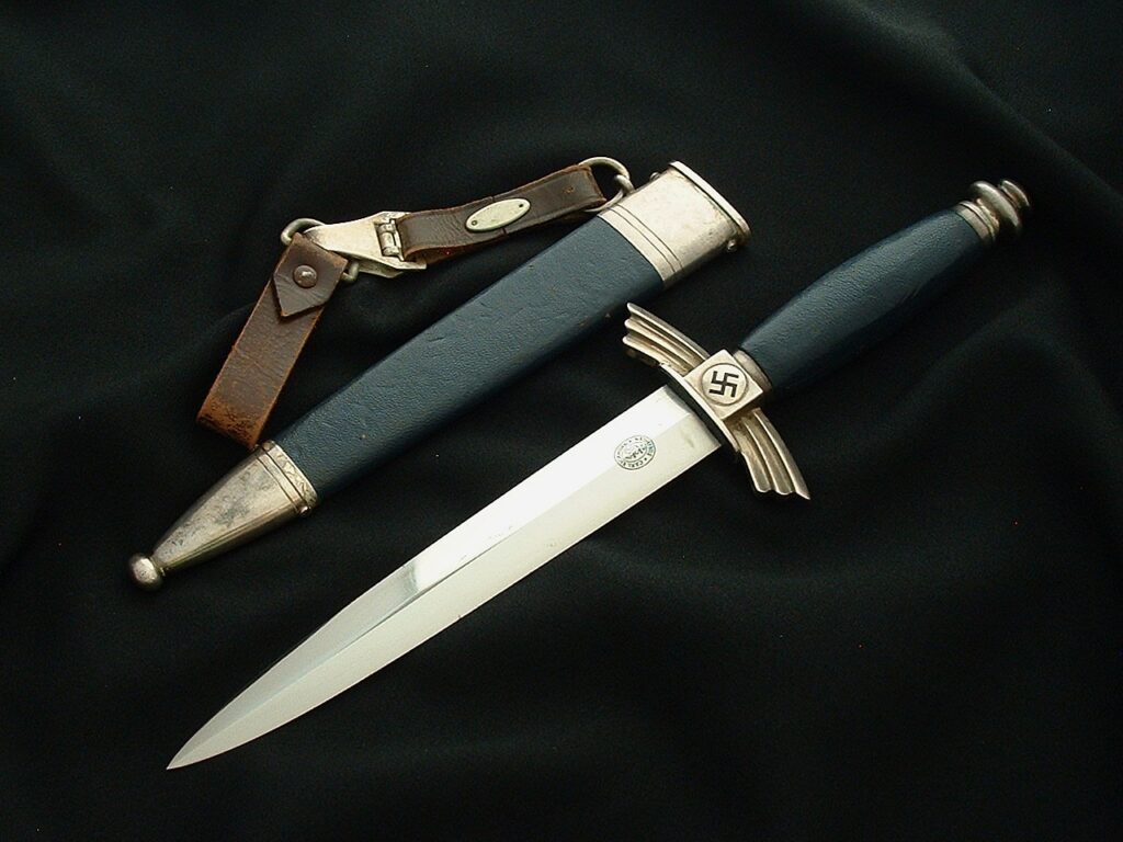 2 - DLV Flier's Knife by Eickhorn - D1284