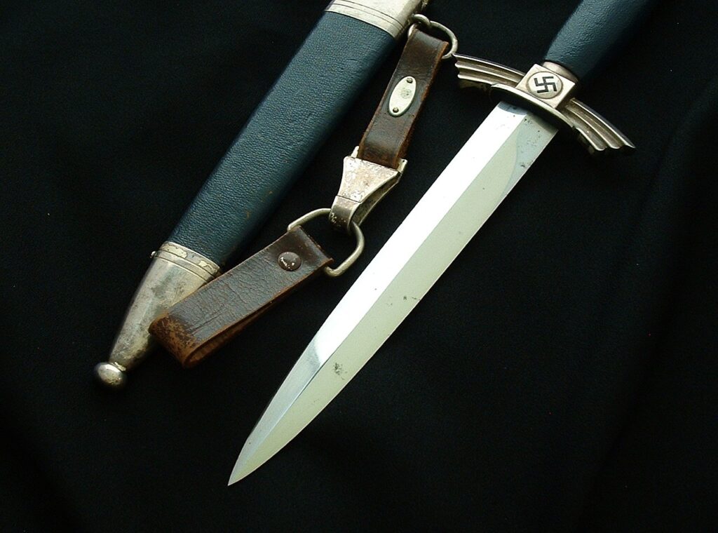 3 - DLV Flier's Knife by Eickhorn - D1284