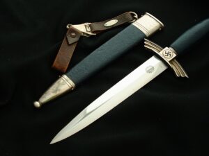 4 - DLV Flier's Knife by Eickhorn - D1284