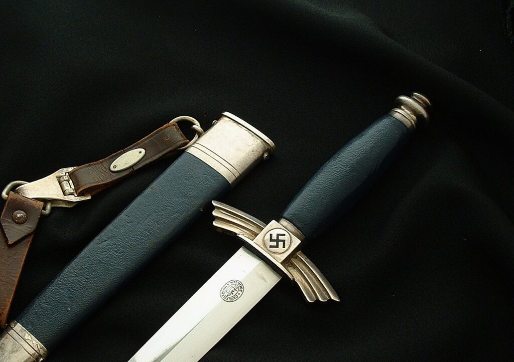 6 - DLV Flier's Knife by Eickhorn - D1284