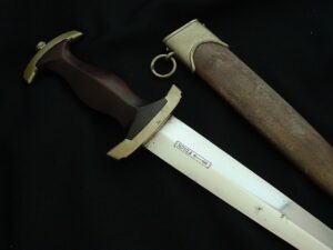 7 - Early NS Stormtrooper's Dagger by F. Dick - D1287
