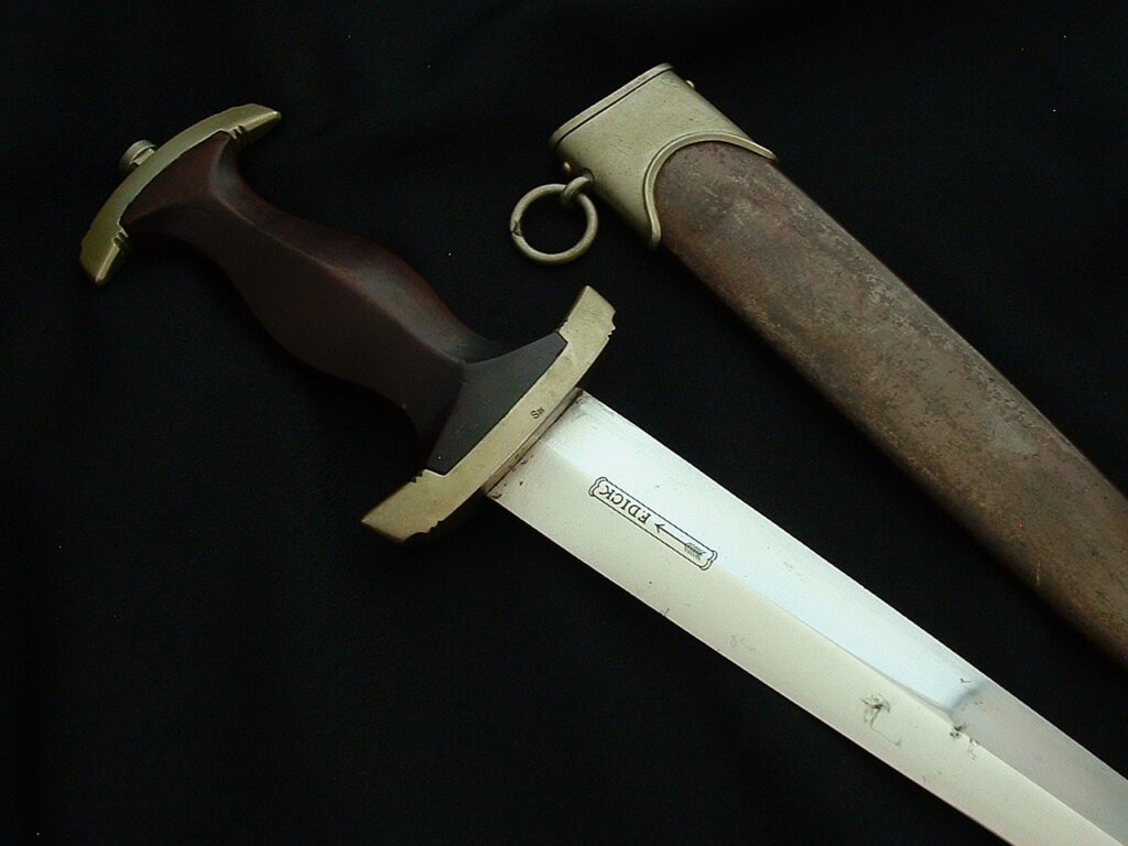 7 - Early NS Stormtrooper's Dagger by F. Dick - D1287