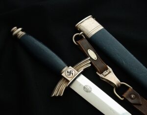8 - DLV Flier's Knife by Eickhorn - D1284