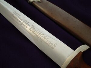 8 - SA Ground Rohm Honor Dagger by Pack - D1289